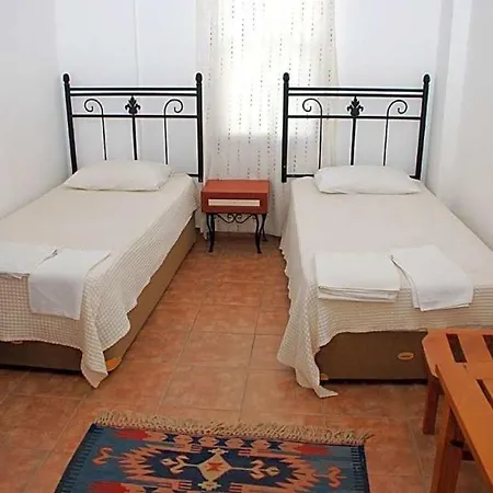 Sleeps 8 Pool Air Con Villa *